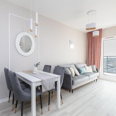 Superapart Przy Forcie 12 Varsóvia Exterior foto